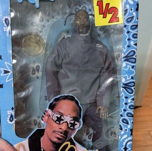 Snoop Dogg Doll 2002